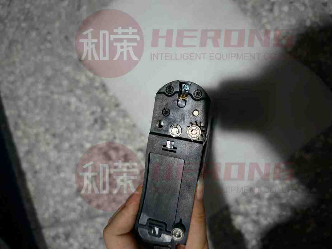 새로운 고품질 ATM 현금 지급 E-링 잠금 패스너 4×9×0.6 효성 CDU 클램프 캐리지에 적합